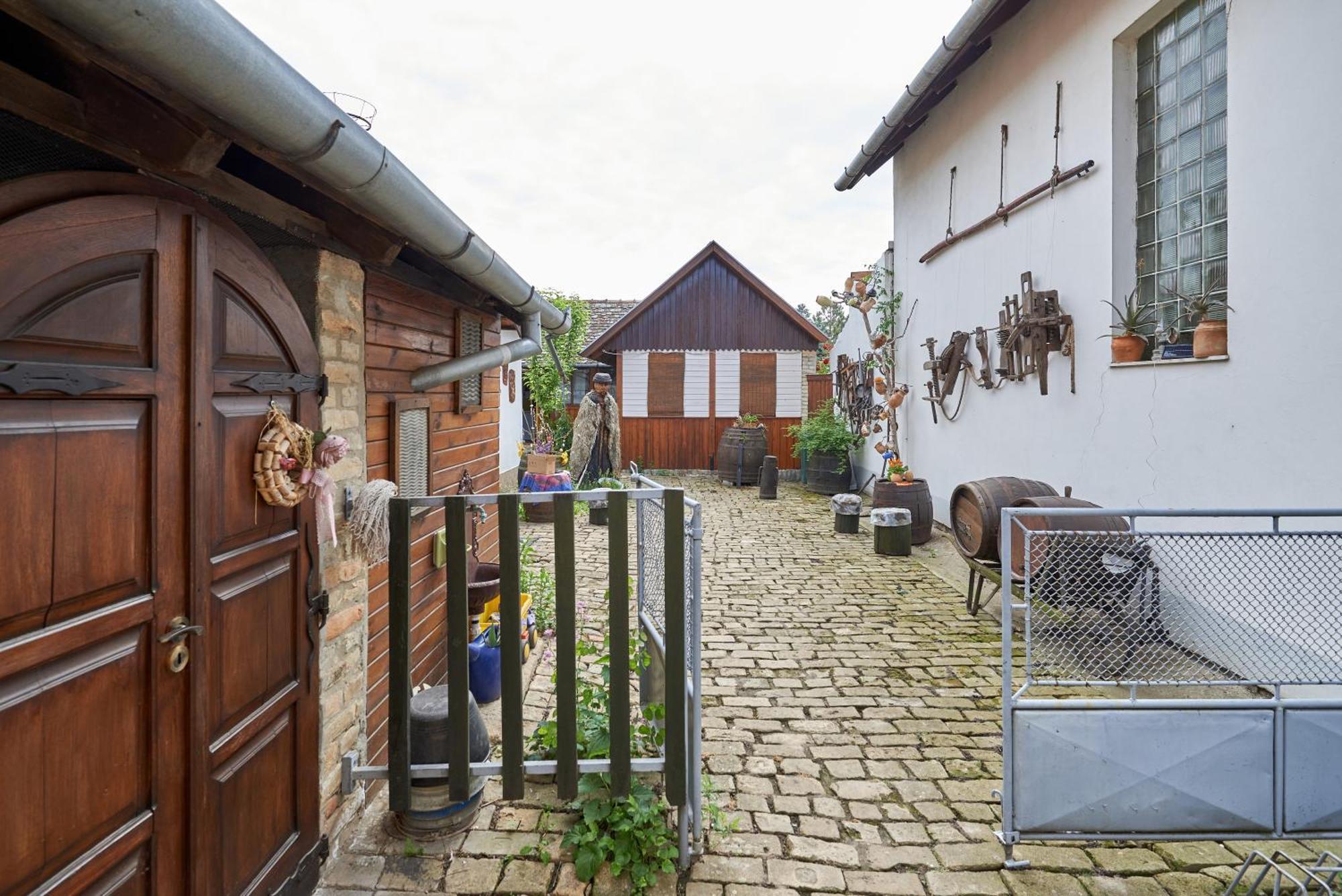 Ana Guesthouse Senta Exteriér fotografie